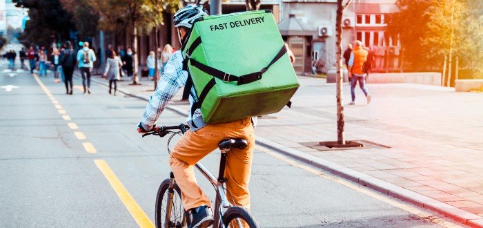 Safe-LMD – Green and safety skills for workers in bike based urban last mile deliveries Copyright: @iStock.com 1189358593 Biserka Stojanovic